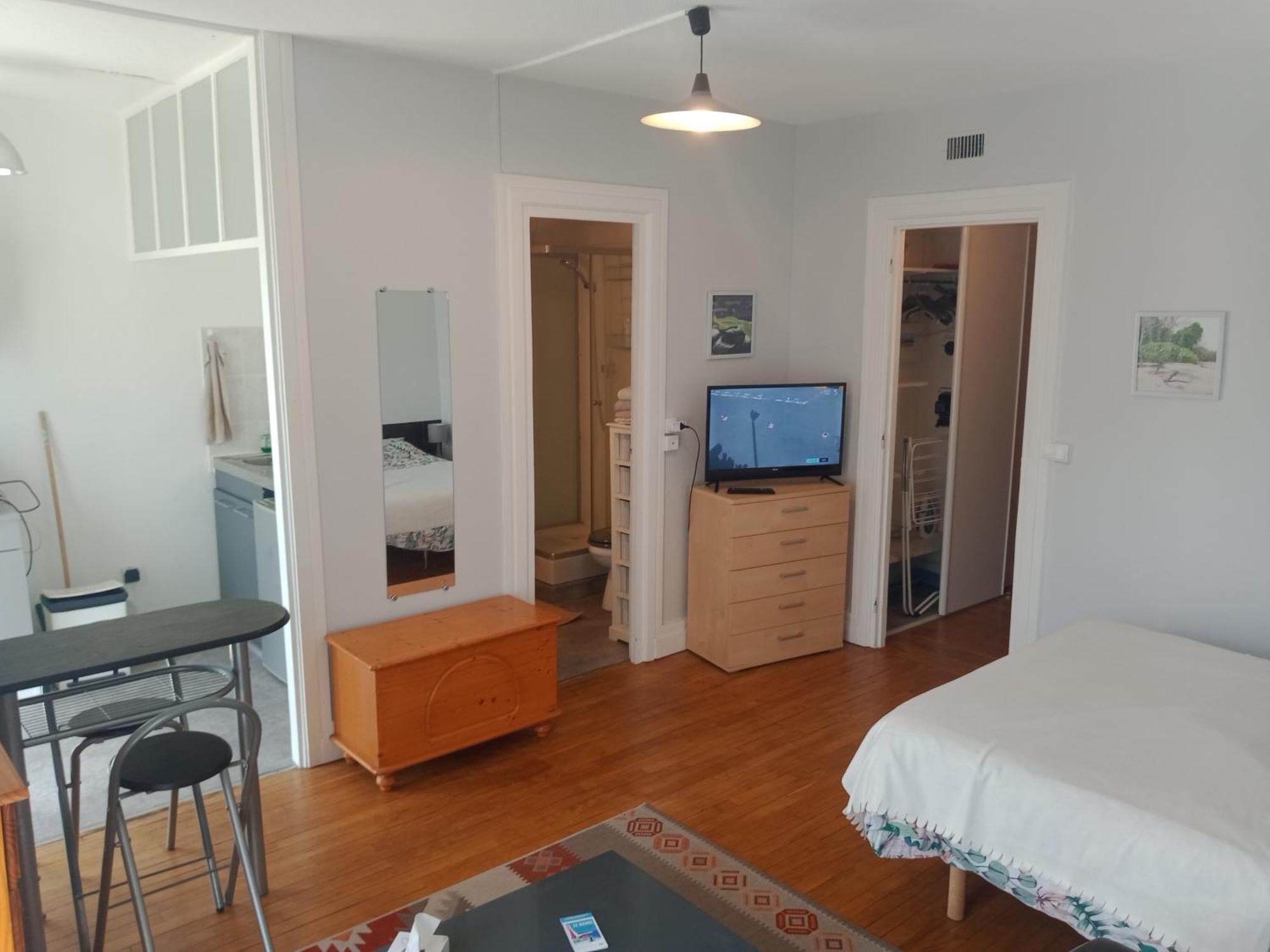 Appartement Perret 105 Rue Victor Hugo, Lumineux, Plein Centre, Parking Prive Arrivee Autonome Tout A Pied ル・アーヴル エクステリア 写真
