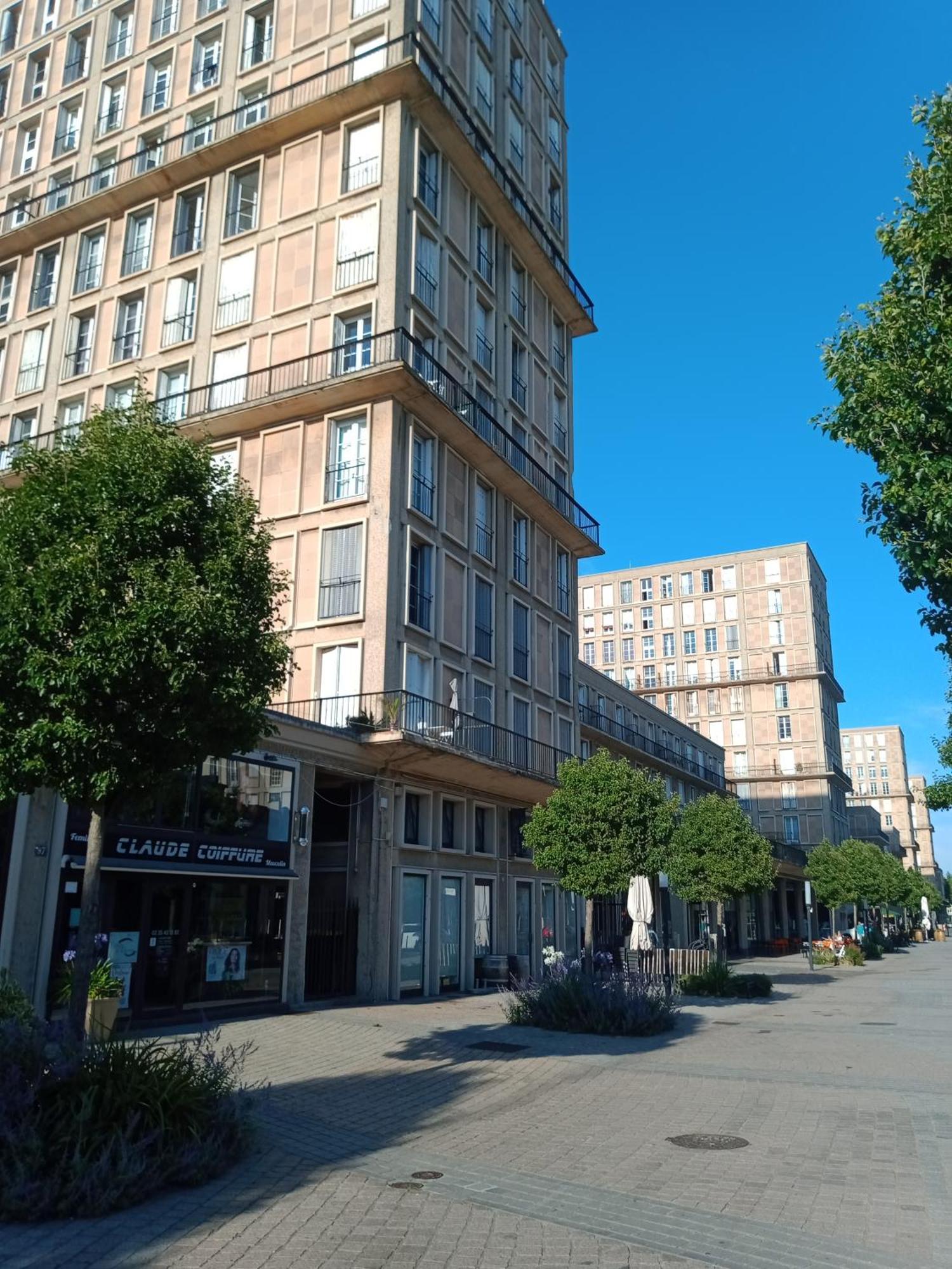 Appartement Perret 105 Rue Victor Hugo, Lumineux, Plein Centre, Parking Prive Arrivee Autonome Tout A Pied ル・アーヴル エクステリア 写真